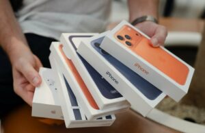 O que é ‘scratchgate’? Unboxing o problema prejudicial do Apple iPhone 17. O que é 'scratchgate'? Unboxing o problema prejudicial do Apple iPhone 17.