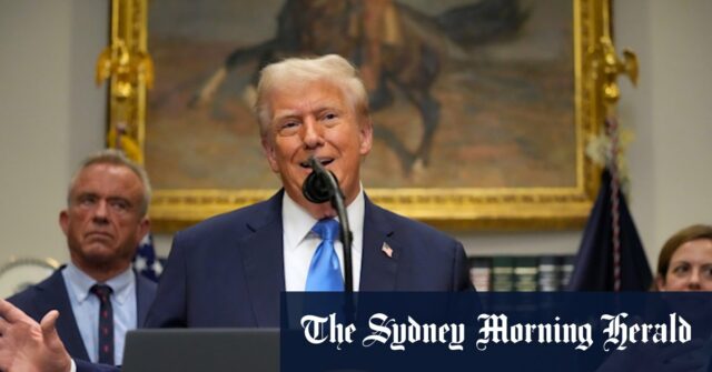 'O que eu sinto': Trump liga o paracetamol ao autismo, pede aos pais que atrasem as vacinas

