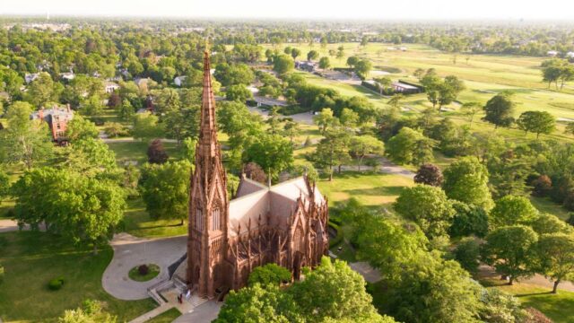 O subúrbio mais seguro e mais rico de Nova York revelou - e não está em Westchester

