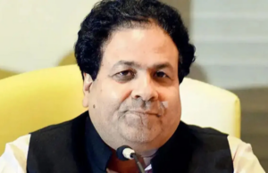 O vice-chefe de estado da BCCI, Rajeev Shukla O vice-chefe de estado da BCCI, Rajeev Shukla