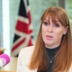 O vice -primeiro -ministro britânico renunciou de sua posição por causa do imposto