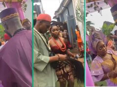 O vídeo mostra a rápida reação da Bride à ação suspeita em relação ao noivo durante o casamento: “Tão sensível” O vídeo mostra a rápida reação da Bride à ação suspeita em relação ao noivo durante o casamento: “Tão sensível”