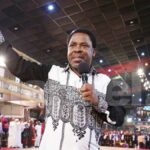O vídeo ressurgido mostra o "segredo" pessoal de Tb Joshua para a vida e a cura
