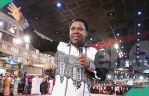 O vídeo ressurgido mostra o “segredo” pessoal de Tb Joshua para a vida e a cura O vídeo ressurgido mostra o "segredo" pessoal de Tb Joshua para a vida e a cura