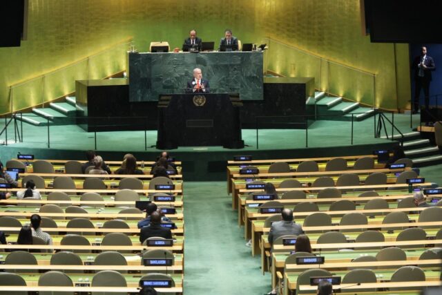 O videoclipe revela que os delegados saem do discurso de Netanyahu na ONU 

