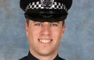 Oficial morto em Porepunkah atirando se despediu na Academia de Polícia de Victoria Constable sênior Vadim de Waart