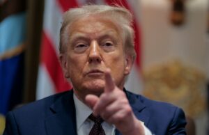 Os Estados Unidos Open pede que as emissoras não sejam o grupo de ar Boos para Trump Os Estados Unidos Open pede que as emissoras não sejam o grupo de ar Boos para Trump