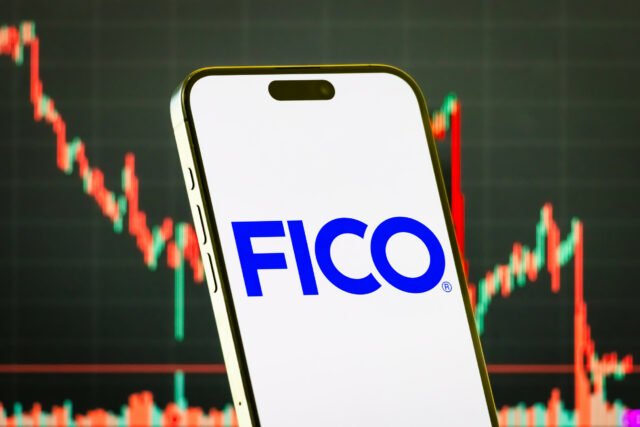 Os americanos alertaram a modificação da classificação de crédito principal neste outono 

