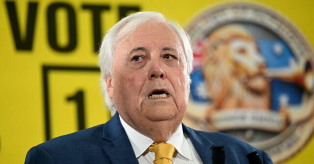 Clive Palmer conquistou uma vitória no tribunal em um caso de longa duração depois que um magistrado decidiu que os direitos humanos do bilionário do empresário podem ter sido impedidos.