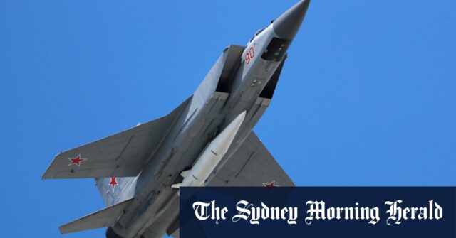2015: os F-16 turcos abrem um lutador russo depois que ele se afastou no espaço aéreo turco.