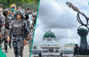 Os representantes emitem uma forte declaração sobre a morte misteriosa do homem encontrada sem vida no carro perto da Assembléia Nacional Os representantes emitem uma forte declaração sobre a morte misteriosa do homem encontrada sem vida no carro perto da Assembléia Nacional