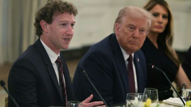 Os titãs de tecnologia dos EUA pagam Hommage para Trump no jantar da Casa Branca

