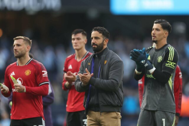 Luke Shaw tenta perseguir Tijani Reijnders