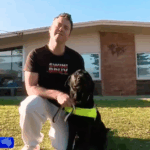 Jeremy McClure tem apenas dois por cento de visão e vai a todos os lugares com seu cão -guia Nina. Então, ele ficou chocado quando não conseguiu pegar um Uber em sua estação de trem mais próxima.