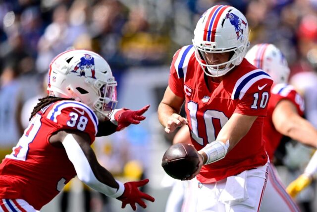 Patriots Train Mike Vrabel desliga os rumores de Rhamondre Stevenson 

