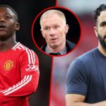 KOBBIE MAINOO APELAMENTOS, vestindo camisa em casa do Manchester United
