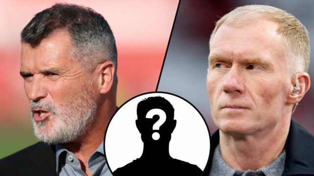 O especialista em esportes da TNT Paul Scholes antes da partida de segunda mão da Liga Europa entre o Manchester United e o Lyon em Old Trafford em 2025 em Manchester, Inglaterra.