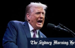 ‘Pequena luta com a esposa’: Trump banaliza a violência doméstica em meio à repressão ao crime Soldados da Guarda Nacional Armada Patrulha da Virgínia Ocidental O shopping, perto do Capitólio, em Washington.