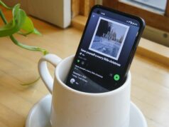 Por fim, os clientes totalmente livres podem abandonar o Shuffle e selecionar qualquer tipo de faixa que desejarem Por fim, os clientes totalmente livres podem abandonar o Shuffle e selecionar qualquer tipo de faixa que desejarem