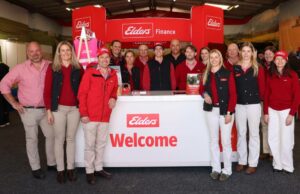 Por que o conselho de anciãos completos em WA foi pela primeira vez em três anos? Por que o conselho de anciãos completos em WA foi pela primeira vez em três anos?