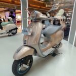 Portanto, é o favorito de todas as idades, este é o preço mais recente do motor elétrico Vespa na Indonésia