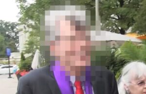 Presumo que seja tão longo do autor assustador! 090825_GUESS_WHO_STEPHEN_KING_KAL