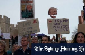 Protesto em Windsor contra a visita de estado do presidente dos EUA Trump ao Reino Unido Protesto em Windsor contra a visita de estado do presidente dos EUA Trump ao Reino Unido