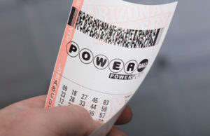 Quanto dinheiro o dinheiro do Powerball Champion de fato receberá? Quanto dinheiro o dinheiro do Powerball Champion de fato receberá?