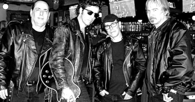 Que são os ouvido? Como o plástico 'Shed' da banda de rock rar 

