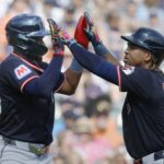 Red Sox, os tigres obtêm despertar na corrida de playoff