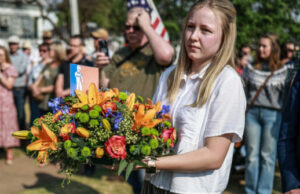 Relatório: Alegada munição de Charlie Kirk Assassin gravada com mensagens transgêneros Relatório: Alegada munição de Charlie Kirk Assassin gravada com mensagens transgêneros