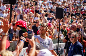 Rússia, os robôs da China precisam de violência física após Charlie Kirk assassinato: Guv Rússia, os robôs da China precisam de violência física após Charlie Kirk assassinato: Guv