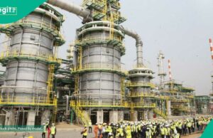 Saiba mais como outra refinaria para iniciar a produção de combustível, pela primeira vez após 50 anos Saiba mais como outra refinaria para iniciar a produção de combustível, pela primeira vez após 50 anos