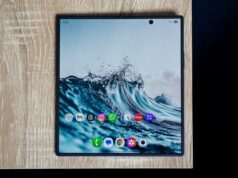 Renderizações vazadas do Samsung Galaxy Z Fold 8 sugerem que estamos obtendo mais do mesmo Samsung Galaxy Z Trifold pode ser lançado nos Estados Unidos além de