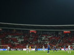 Sérvia multada em relação ao comportamento de seguidores em toda a Inglaterra Clash Sérvia multada em relação ao comportamento de seguidores em toda a Inglaterra Clash