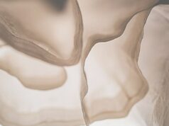 ‘Silence of the Looms’ Weaves Forgotten Muslin Background no mercado de trabalho asiático de Busan 'Silence of the Looms' Weaves Forgotten Muslin Background no mercado de trabalho asiático de Busan