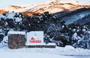 Skier morre depois de bater no popular NSW Ski Resort Skier morre depois de bater no popular NSW Ski Resort