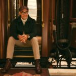 Stanley Tucci atraiu a motivação de 'North by Northwest' de Alfred Hitchcock para sua nova coleção de caxemira