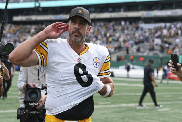 Steelers Tale ainda preocupado com o Aaron Rodgers após a vitória da semana 1 

