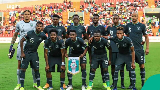 Super Eagles Player Ojo Olorunleke responde esposa por ameaça por amante em disputa de divórcio

