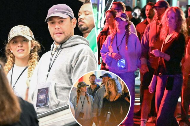 Sydney Sweeney e Scooter Braun Double Date com seus pais no Halloween Horror Nights

