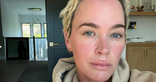 Teddi Mellencamp compartilha uma atualização de cabelo emocional em meio à batalha do câncer