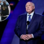 Terry Bradshaw fala durante um memorial para Franco Harris durante o show de prêmios de honra da NFL antes do jogo de futebol do Super Bowl 57, 9 de fevereiro de 2023, em Phoenix.