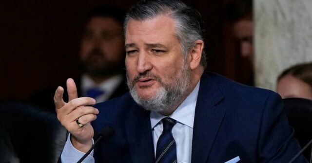 O senador Ted Cruz expressou suas preocupações de como a FCC ameaçou a ABC.