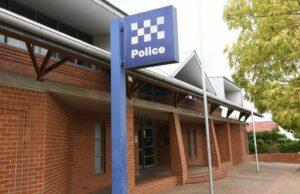 Trabalhador de cuidados infantis de NSW acusado de agredir o garoto de quatro anos Trabalhador de cuidados infantis de NSW acusado de agredir o garoto de quatro anos