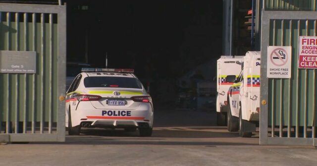 As equipes de emergência foram chamadas para a Hoffman Engineering em Bassendean, no nordeste da cidade, por volta das 14h40 hoje.