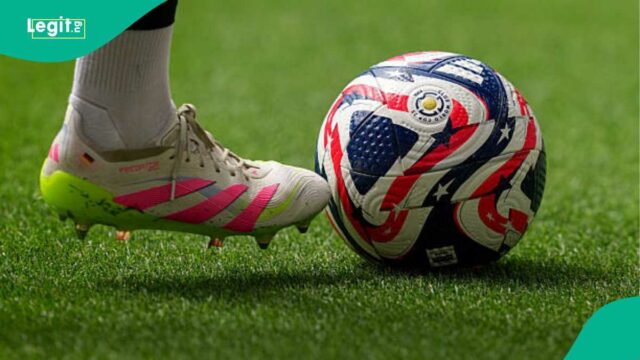 Tragédia no futebol como jovem jogador morre enquanto configura a conexão com a Internet

