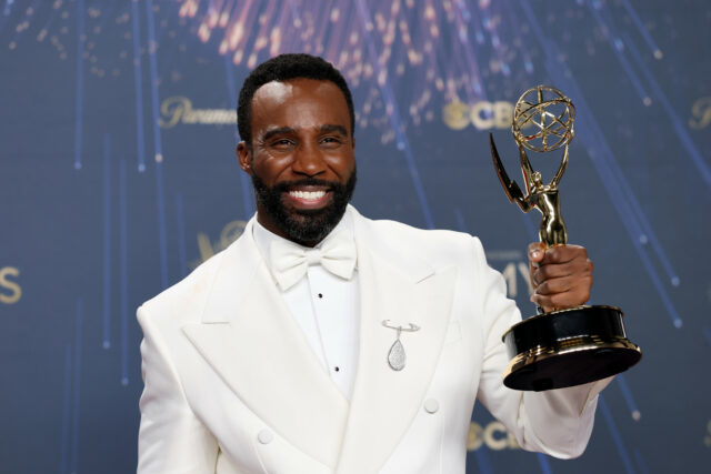 Tramell Tillman faz experiência com o sucesso do Emmy 'Severance' 

