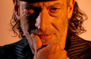 Troy Kotsur fez você rir e chorar em ‘Coda’. No entanto, em ‘Black Bunny’, ele deseja aterrorizá -lo Troy Kotsur fez você rir e chorar em 'Coda'. No entanto, em 'Black Bunny', ele deseja aterrorizá -lo