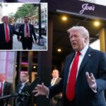 Donald Trump falando com repórteres fora de um restaurante.